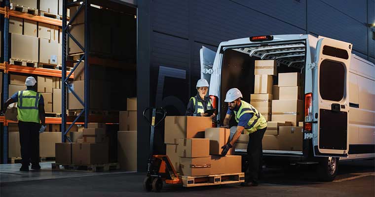 What is the difference between warehouse and fulfilment?