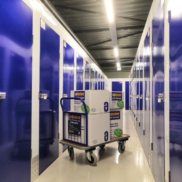 Self Storage London | 54 Stores | Lowest Price Guarantee