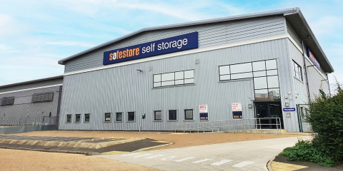 Image of Cranford - Heathrow Store