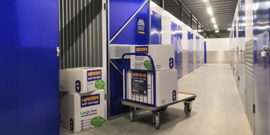 Self Storage Battersea Lombard | Lowest Price Guarantee | Safestore
