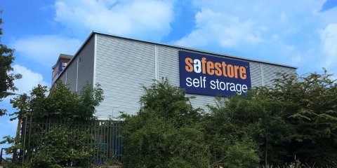 Image of Farnham Store