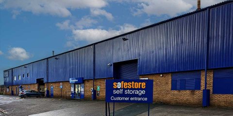 Image of Oldham Store