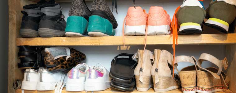 DIY Shoe storage ideas - shelves bottom closet
