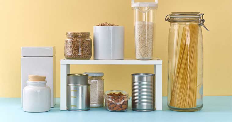 How to organise shelves with pantry shelves