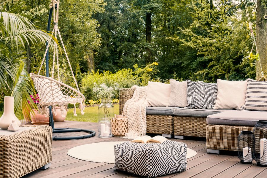 How to Clean and Store Garden Furniture Properly